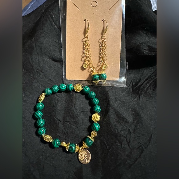 Malachite Bracelet and Earring Set ~ Handmade! - Picture 1 of 2